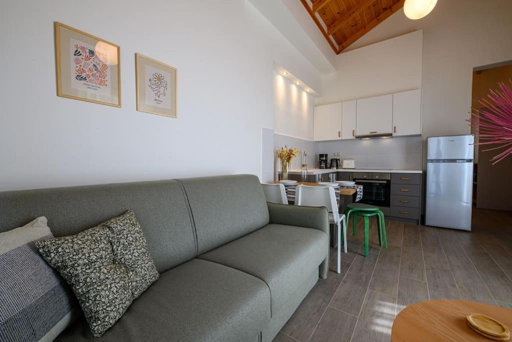 Ipsό Apartment