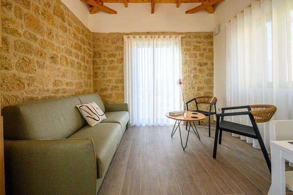 Ipsό Apartment Kardamyli