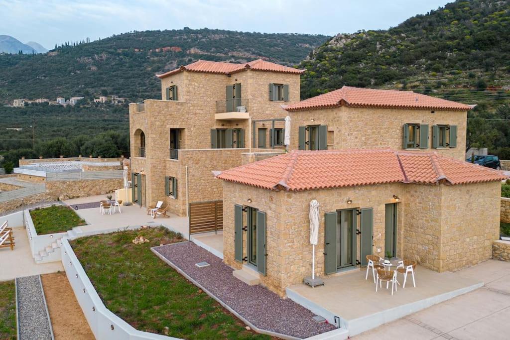 Ipsό * Kardamyli