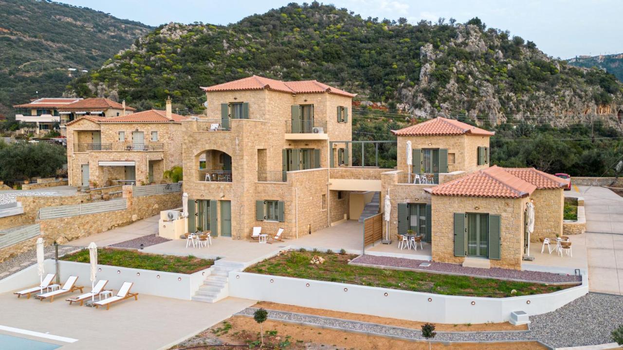 Ipsό Apartment
